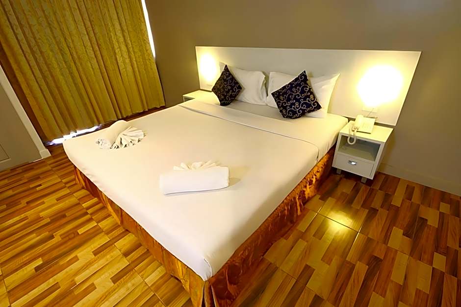 Eastiny Inn Hotel