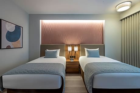 Superior Deluxe Twin