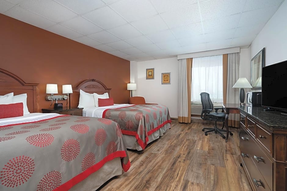 Albert Lea Inn and Suites