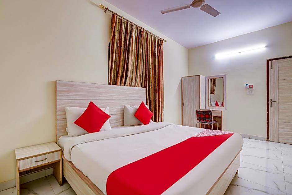 Hotel O Vishwakarma Palace