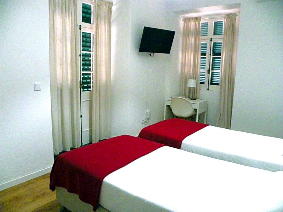 Lagoa Hostel & Suites