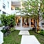Villa Amphawa