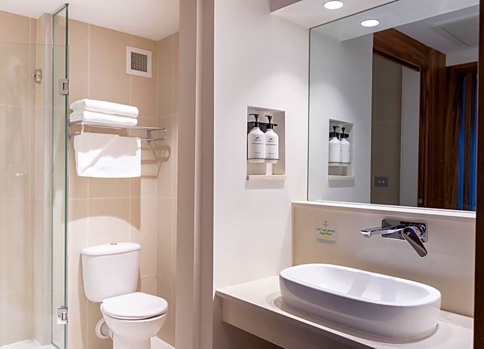 Holiday Inn Suva By IHG