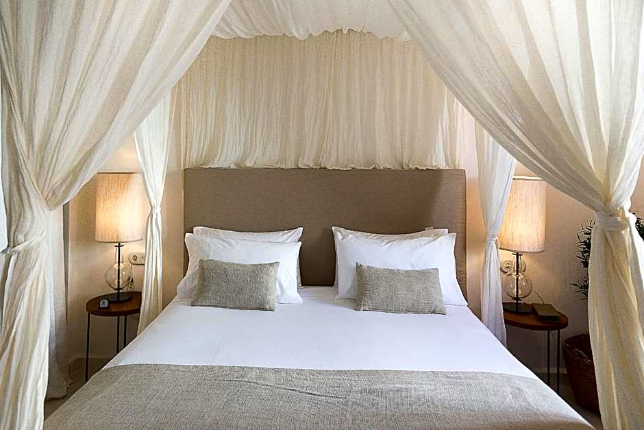 S'Hotelet d'es Born - Suites & SPA