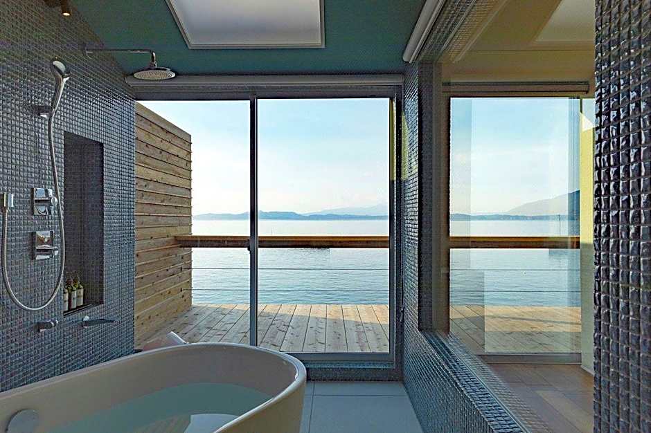 Iseya, Seaview Private Oceanside Bath
