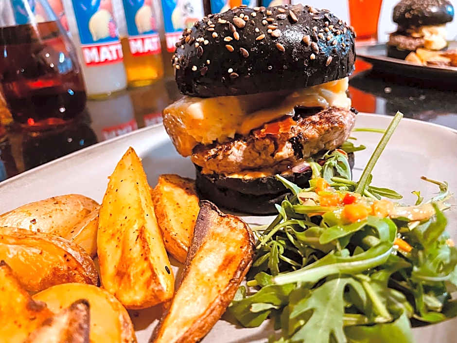 Hôtel Spa Restaurant La Madrague