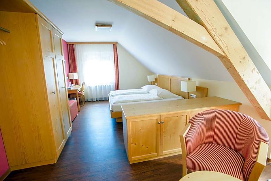 Landgasthof Linde - In ruhiger, ländlicher Umgebung