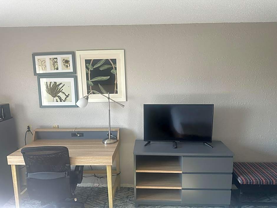 Country Inn & Suites by Radisson, Bloomington-Normal West, IL