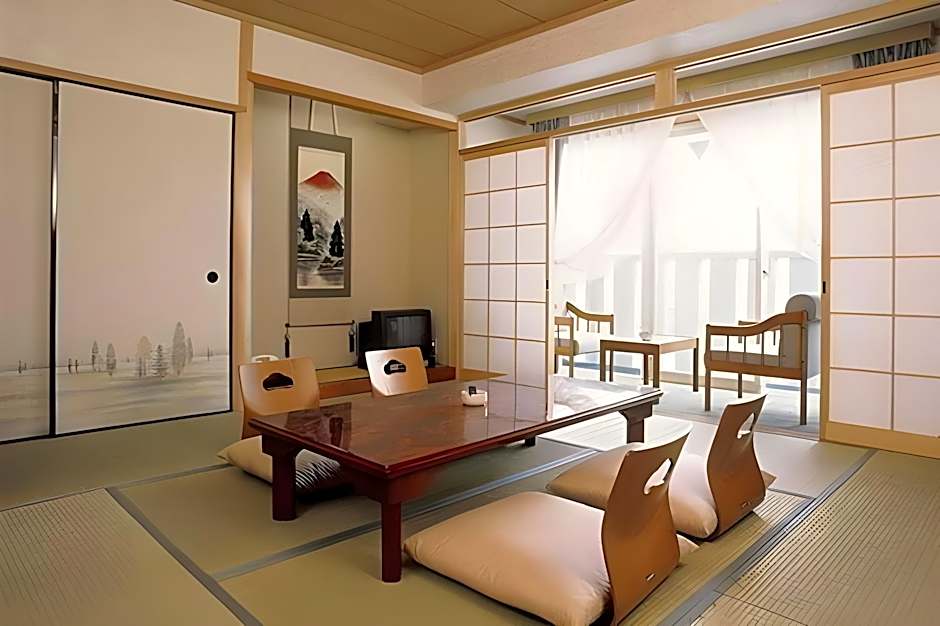 Hashidate Bay Hotel