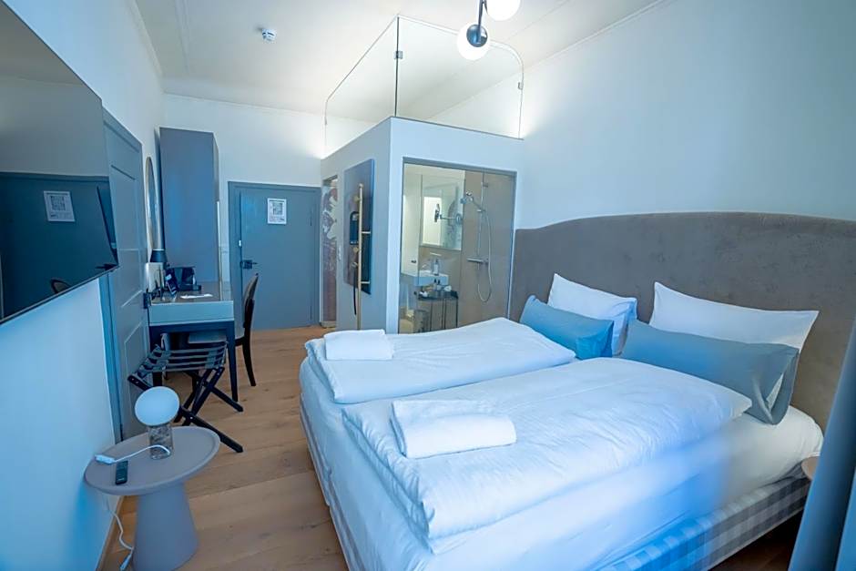 Maxim Suites by Elias Holl