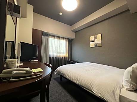 Double Room with Small Double Bed - Non-Smoking