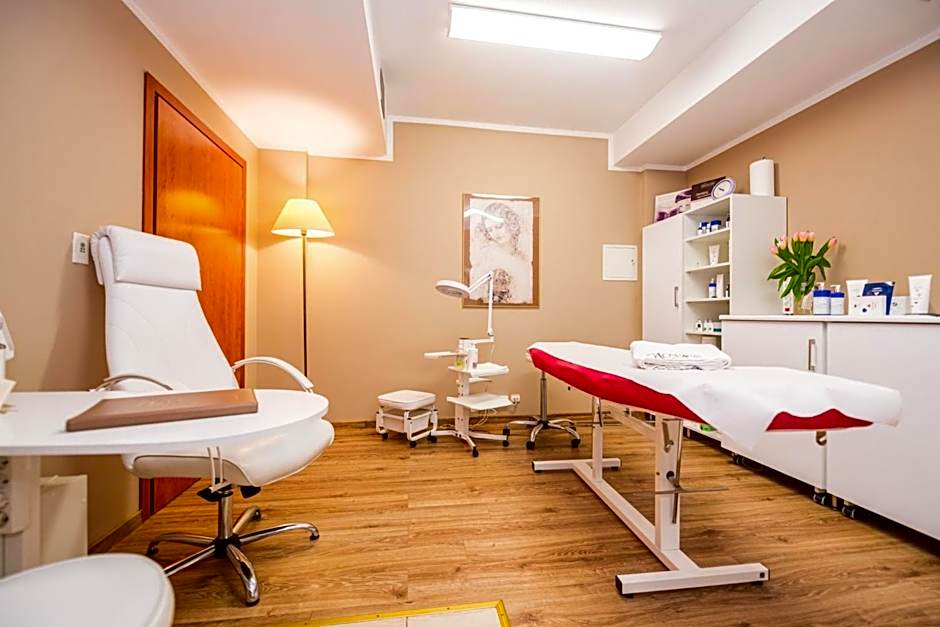 Nowa - Ski SPA Hotel