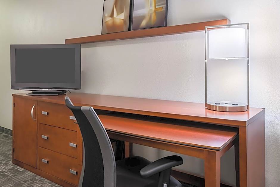 Courtyard by Marriott Mobile