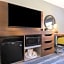 Hampton Inn By Hilton & Suites Marina
