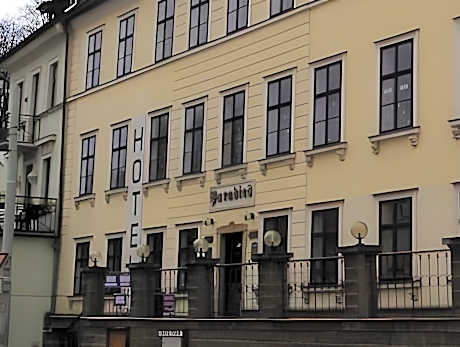 Hotel Paradies