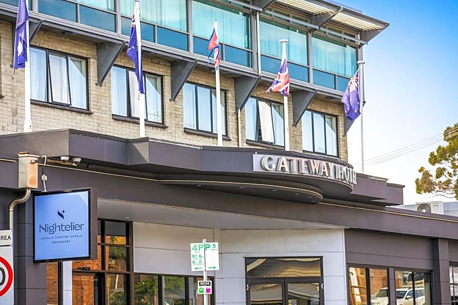 Gateway Hotel by Nightcap Plus