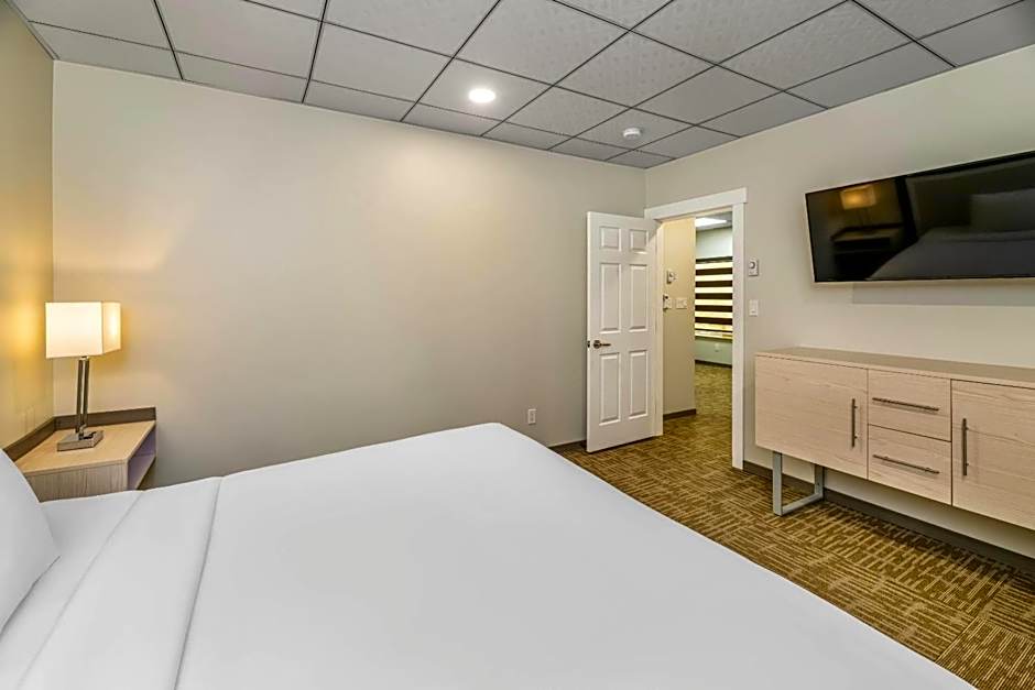 Quality Inn Sunshine Suites