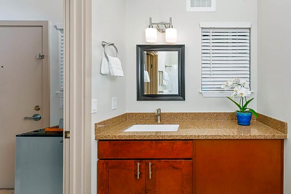 Castle Waimea Country Lodge