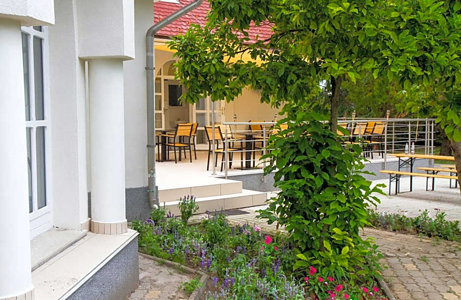 SunGarden Vendégház