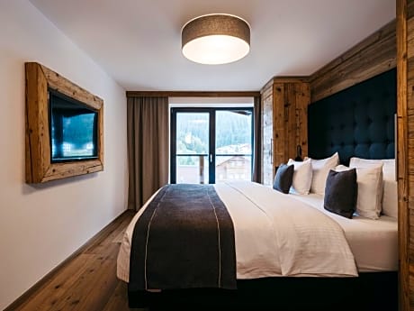Five-Bedroom Penthouse Premium View