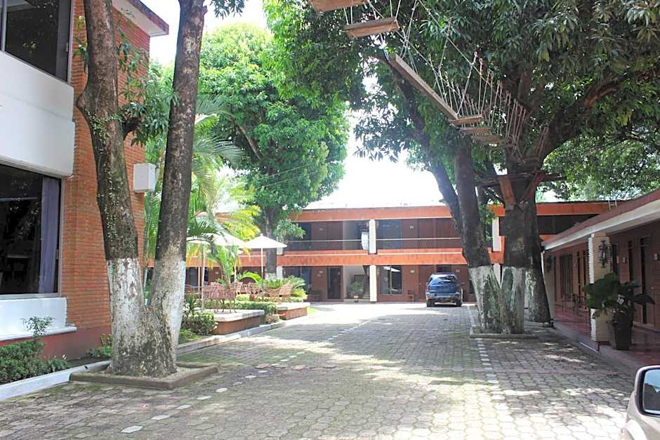 Hotel El Rancho