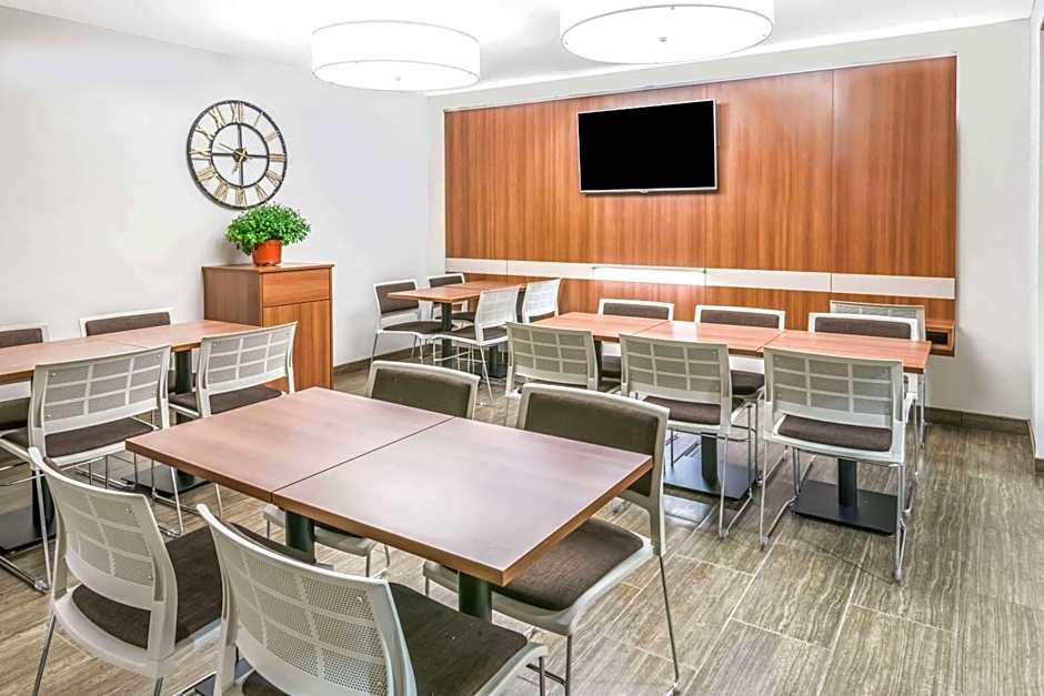 Microtel Inn & Suites by Wyndham Victor/Rochester