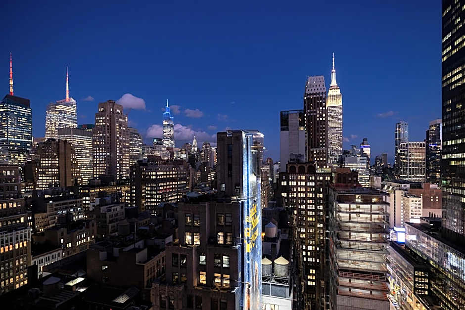 New Yorker by Lotte Hotels