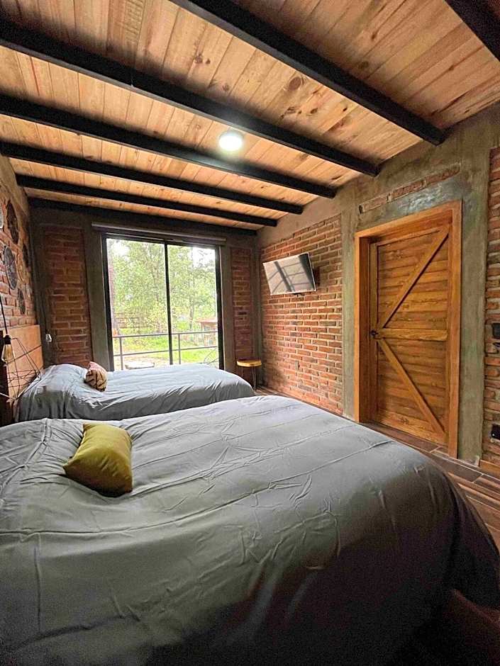 Hermosa Cabaña Inmersa en el Bosque de Tapalpa