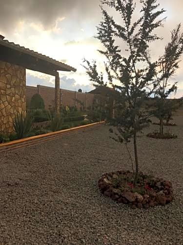 Hotel y Cabañas Alan Prince