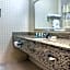 Quality Hotel Conference Center Cincinnati Blue Ash