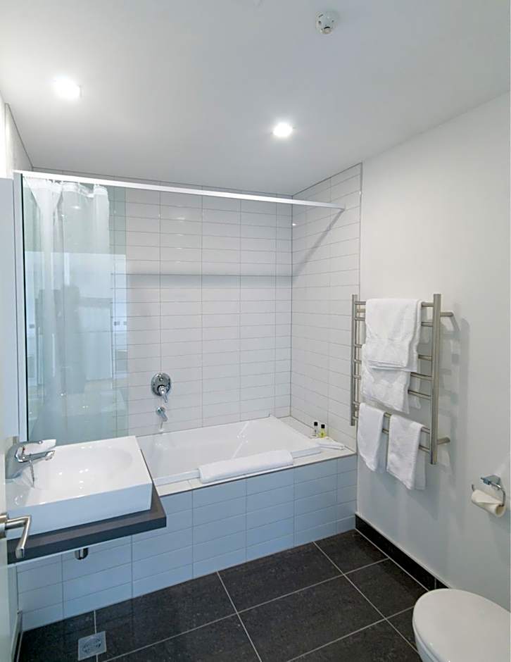 Quest Napier Hotel