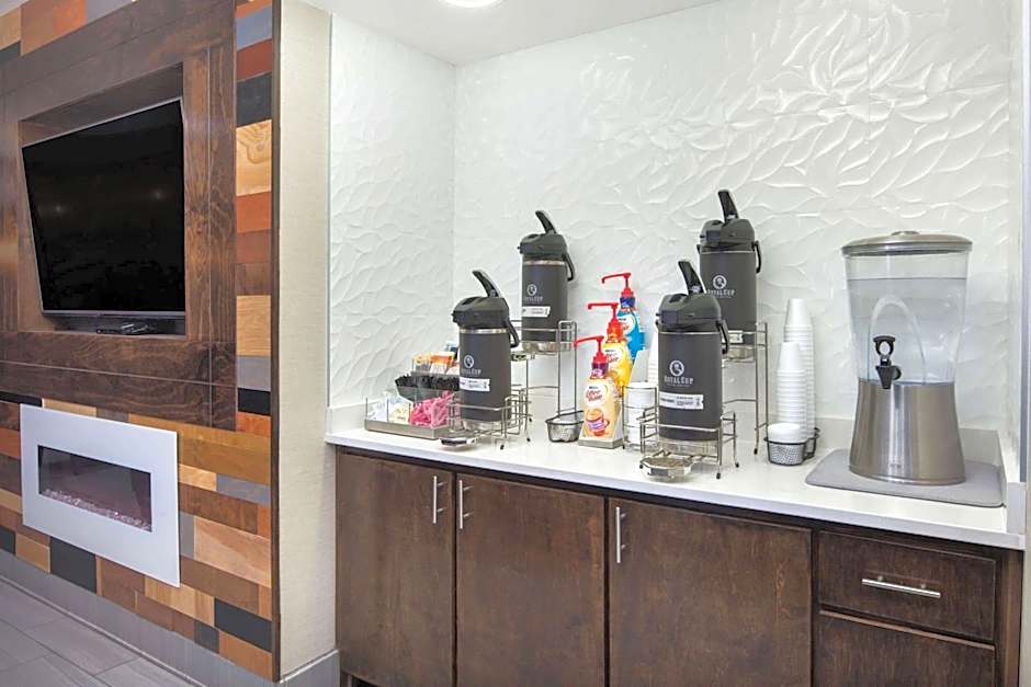 La Quinta Inn by Wyndham Calhoun South I-75