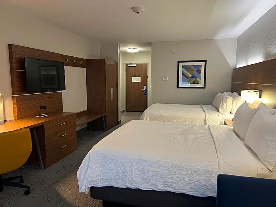 Holiday Inn Express & Suites Moore By IHG