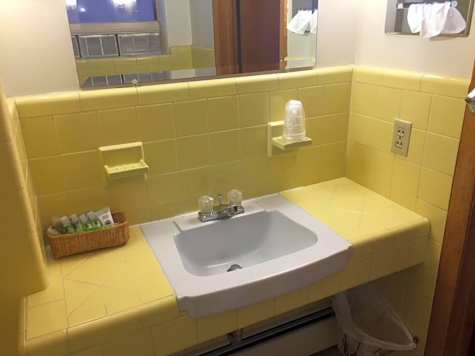 The Mansion Motel – Buffalo, WY