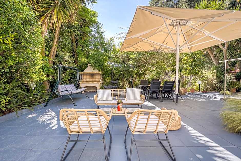 Almyra Living - Adults Only