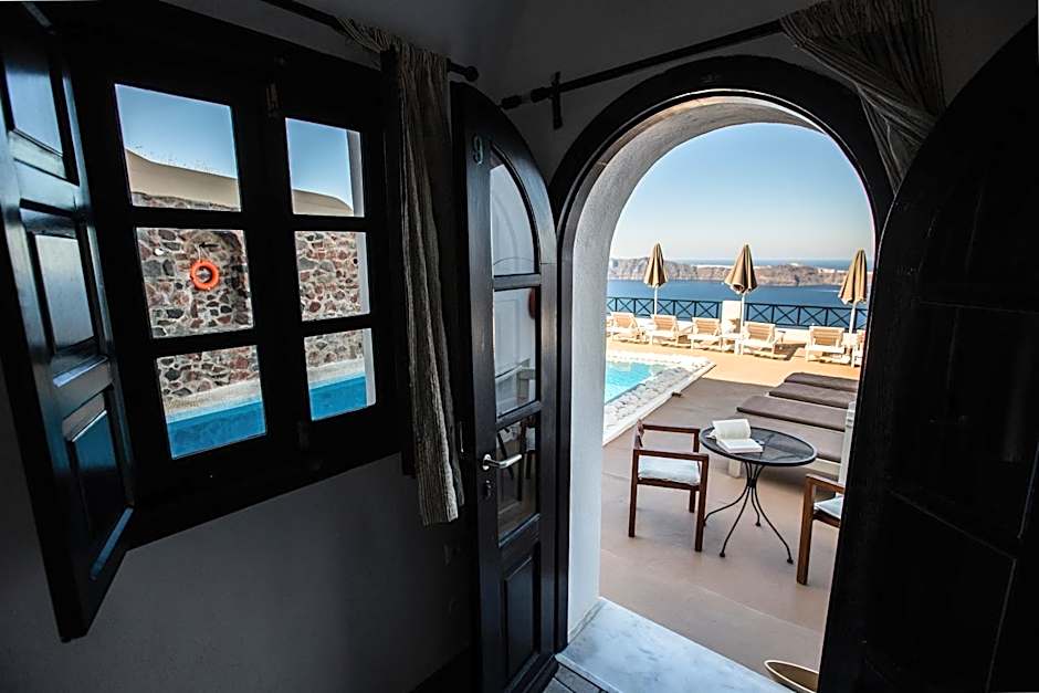 Afroessa Hotel by Caldera Houses