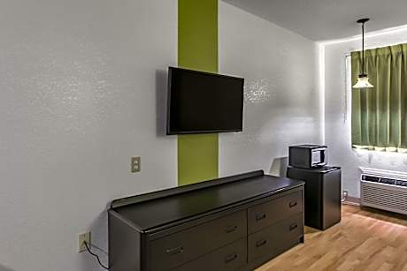 2 Queen Beds | Non-Smoking, Micfridge