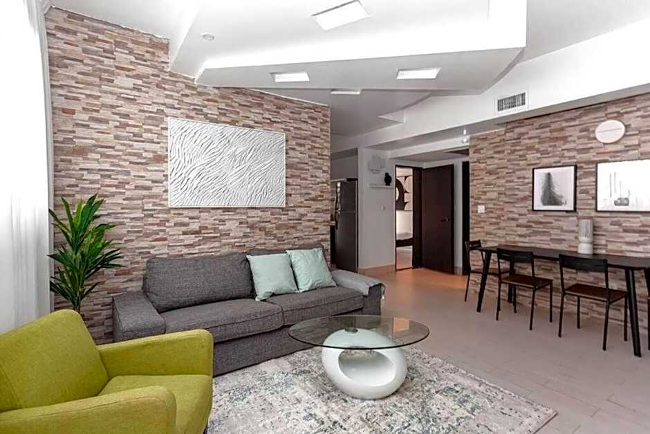 2Bedroom Suite 9 with shelter