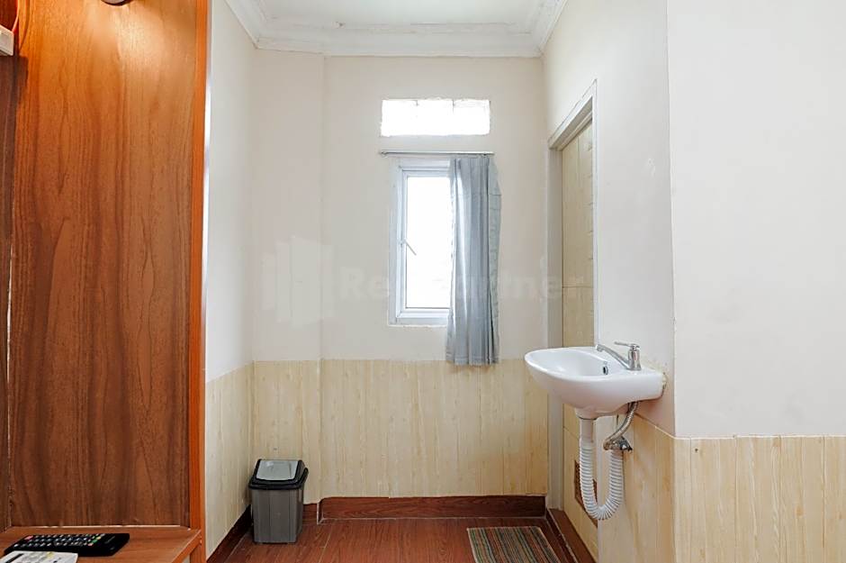 My home2 Mall Ciputra Cibubur RedPartner