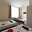 Happy Hotel