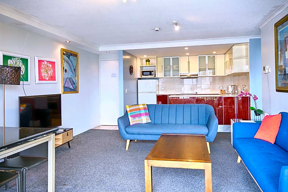 River Plaza Apartments