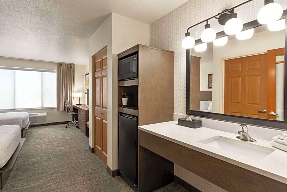 Days Inn & Suites by Wyndham Bozeman