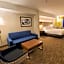 Holiday Inn Express Hotel & Suites Lynnwood By IHG