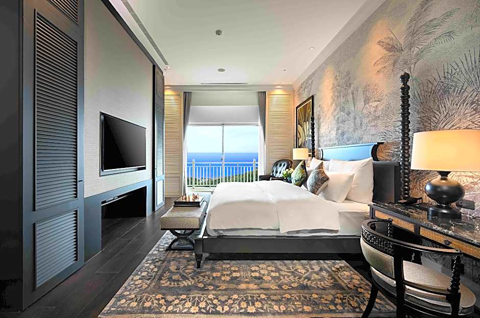 Photo 1 of 7 of Suite