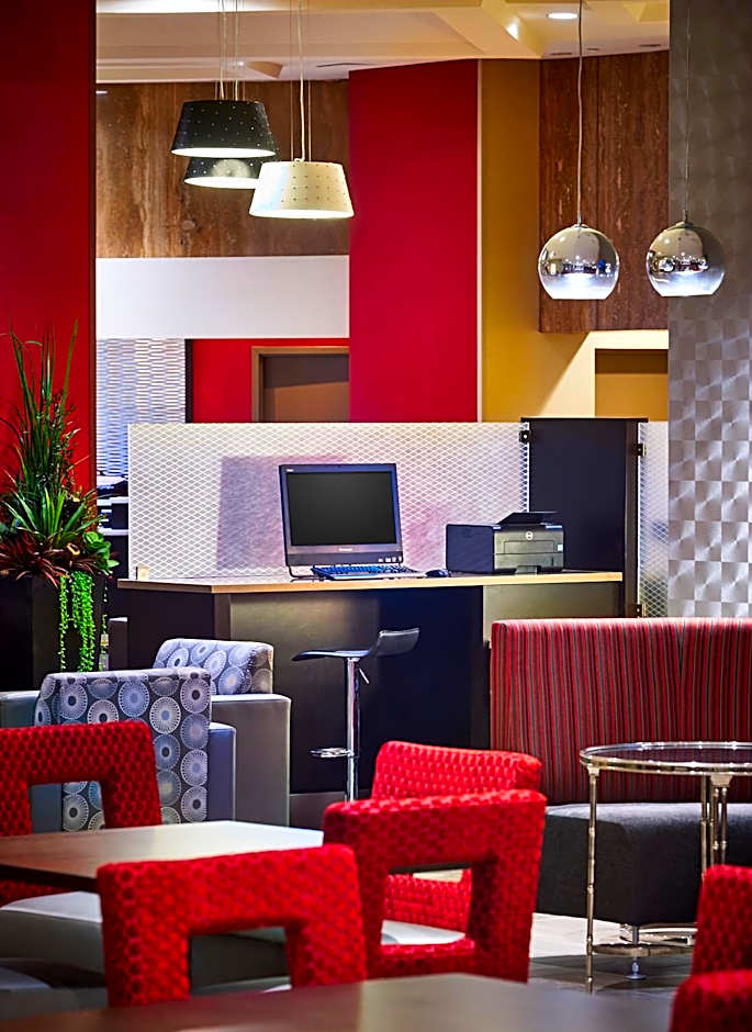 Best Western Plus Waterfront Hotel
