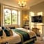 Weston Manor Hotel