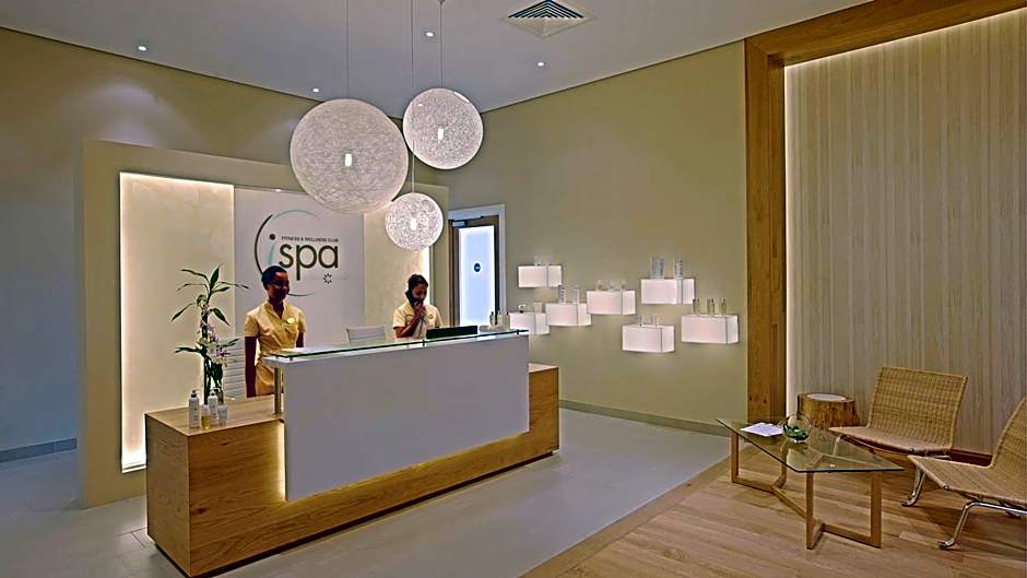 Le Suffren Hotel & Marina