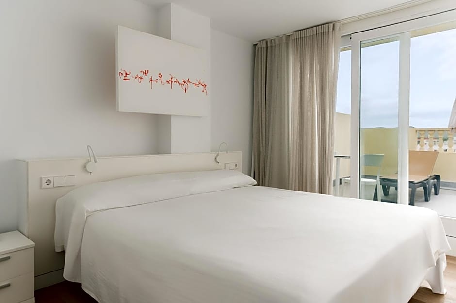 Hotel Moon Dreams Paraiso - Adults Recommended