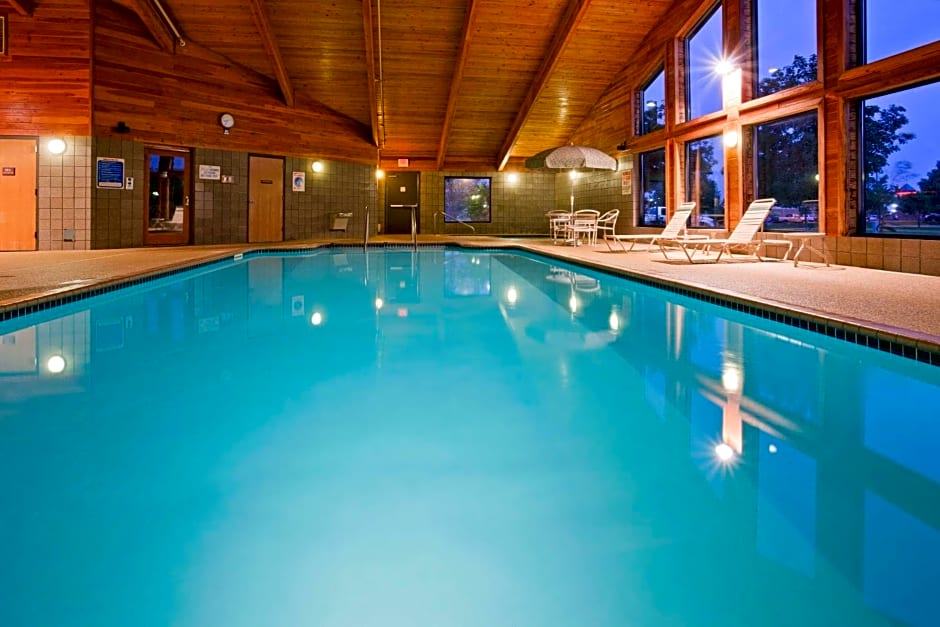AmericInn by Wyndham Coon Rapids