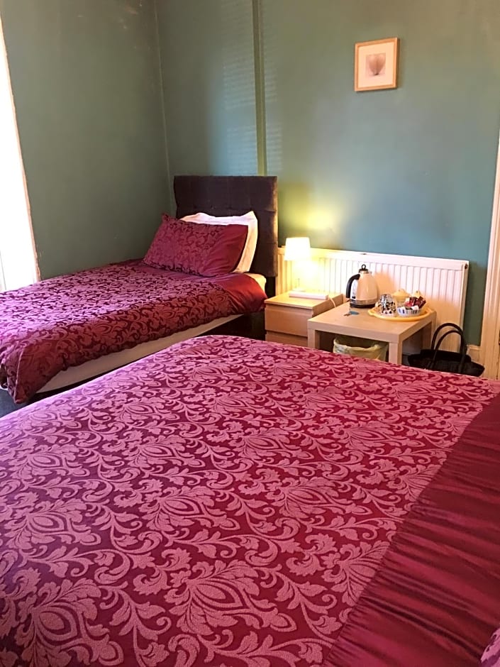 The Townhouse B and B free continental breakfast included